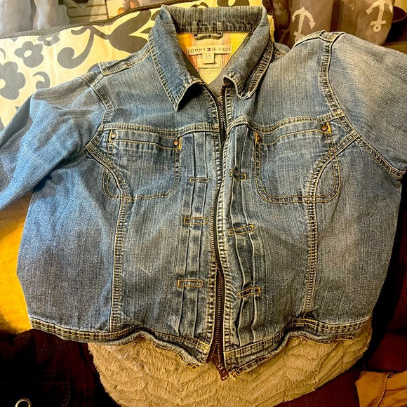 Tommy Hilfiger Zip up Demin jacket Size LG - Picture 1 of 3